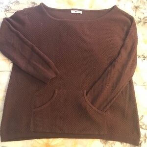 LA made brown 3/4 sleeve sweater
